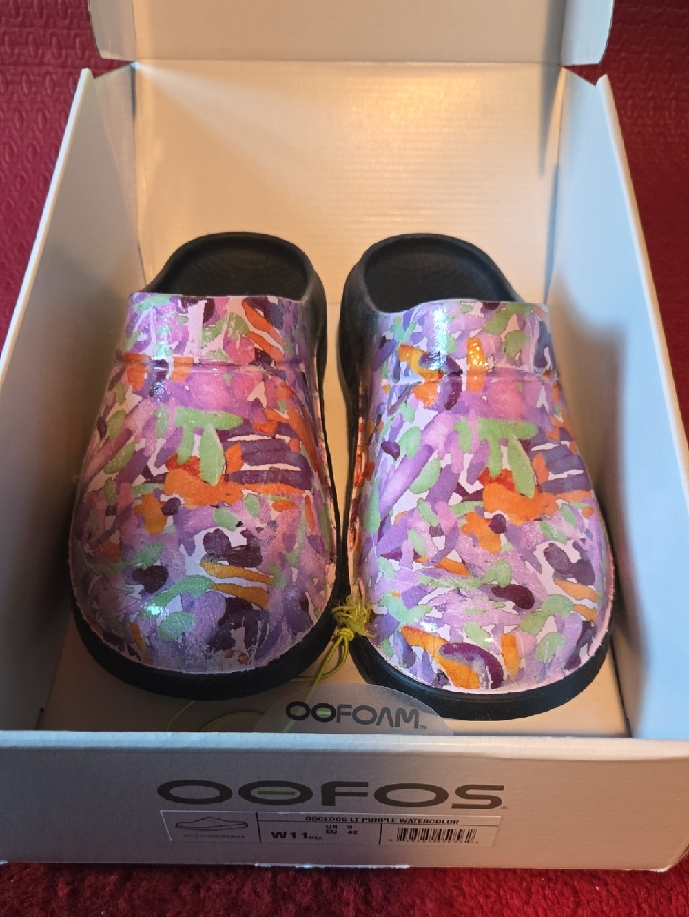 OOFOS Women's Clog in Purple Multi Floral Print